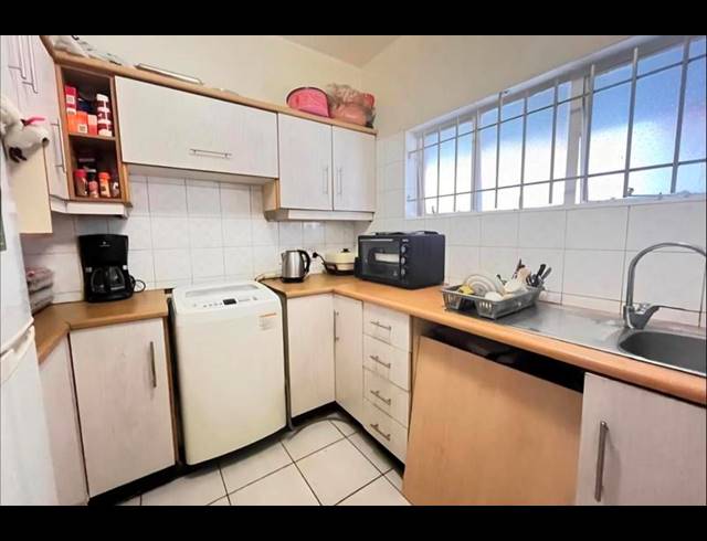 1 BEDROOM PROPERTY TO RENT IN ESPLANADE